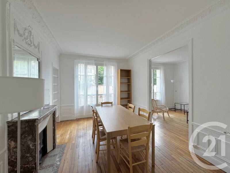 Location appartement de 81m2 à PARIS 15