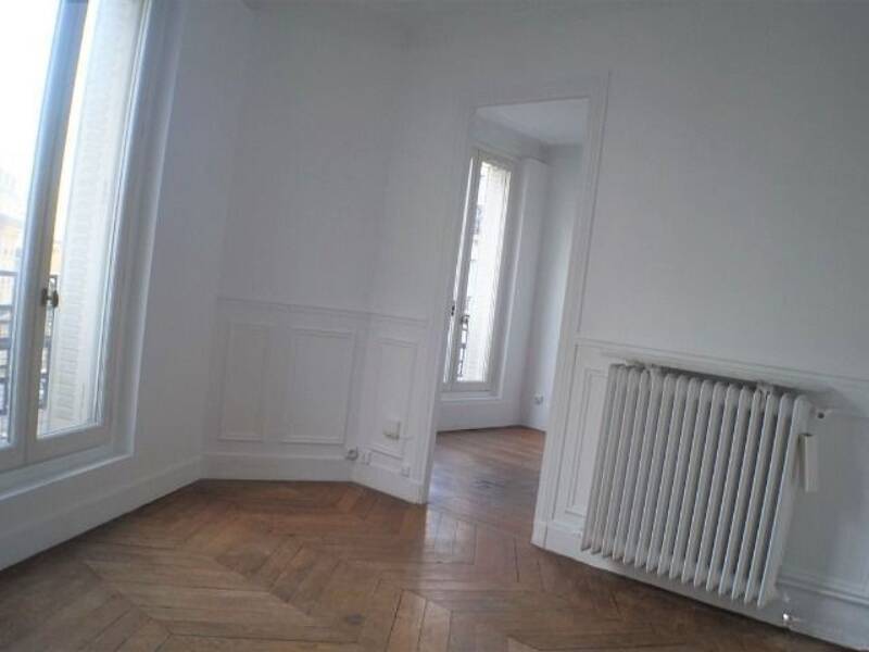 Affitto appartamento di 40 mq a PARIGI 15