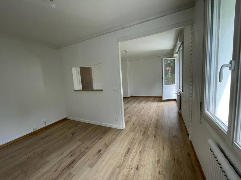 Affitto appartamento di 68 mq a Houilles