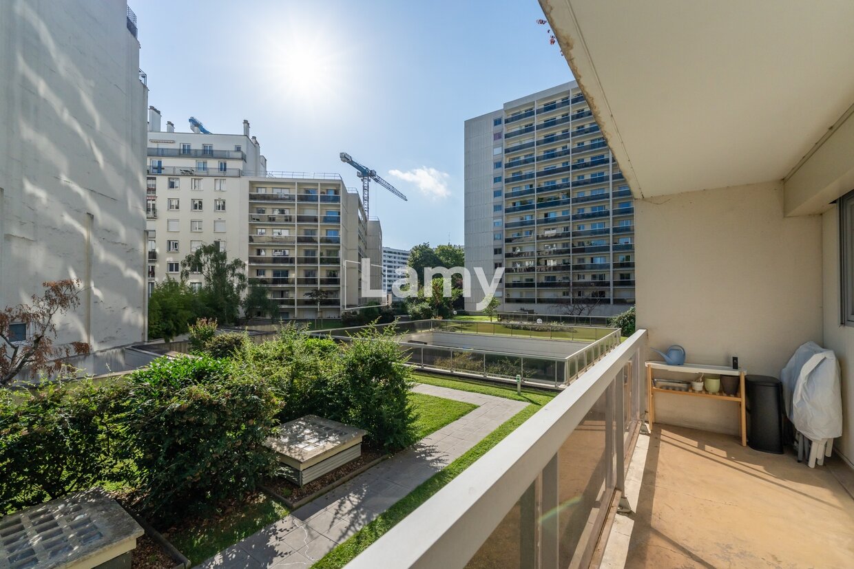 Sale apartment of 61sqm in PARIS 12