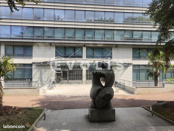Offices 2,509 sqm