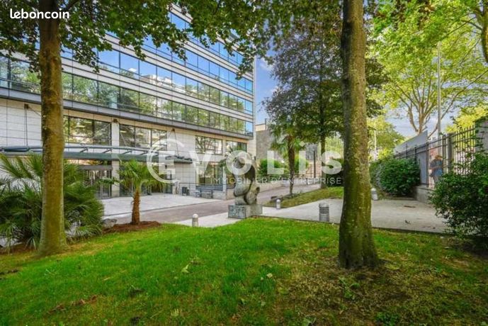 Offices 2,509 sqm
