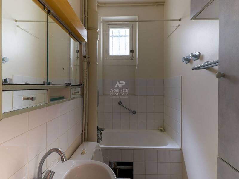 41sqm apartment for rent in PARIS 18