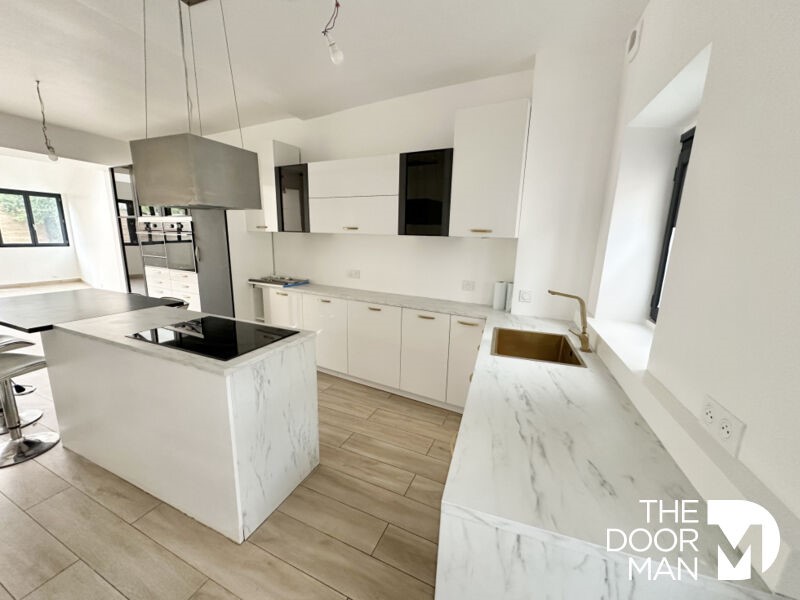 For sale: 165 sqm house in Noisy-le-Roi