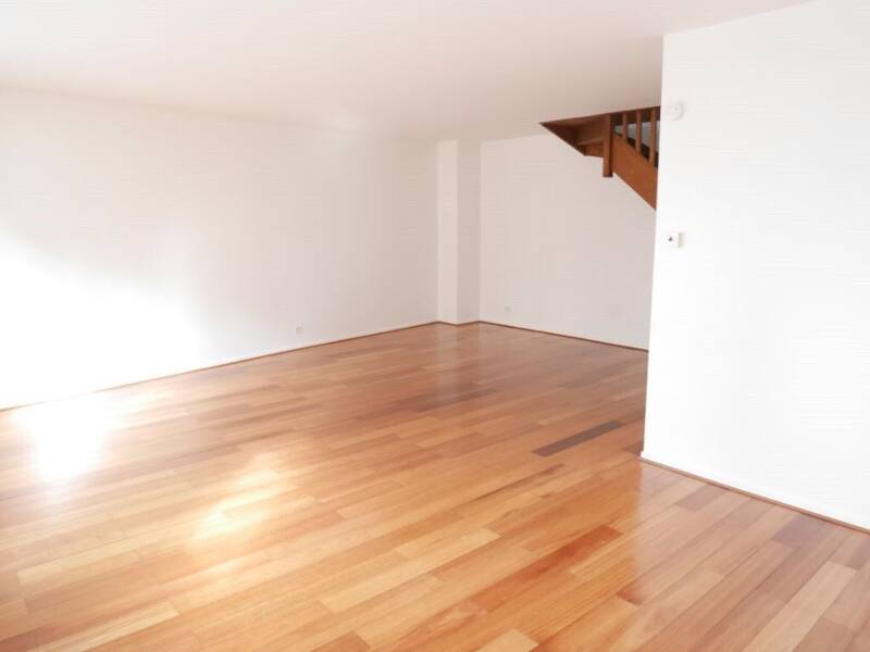 94 sqm apartment for rent in Bougival