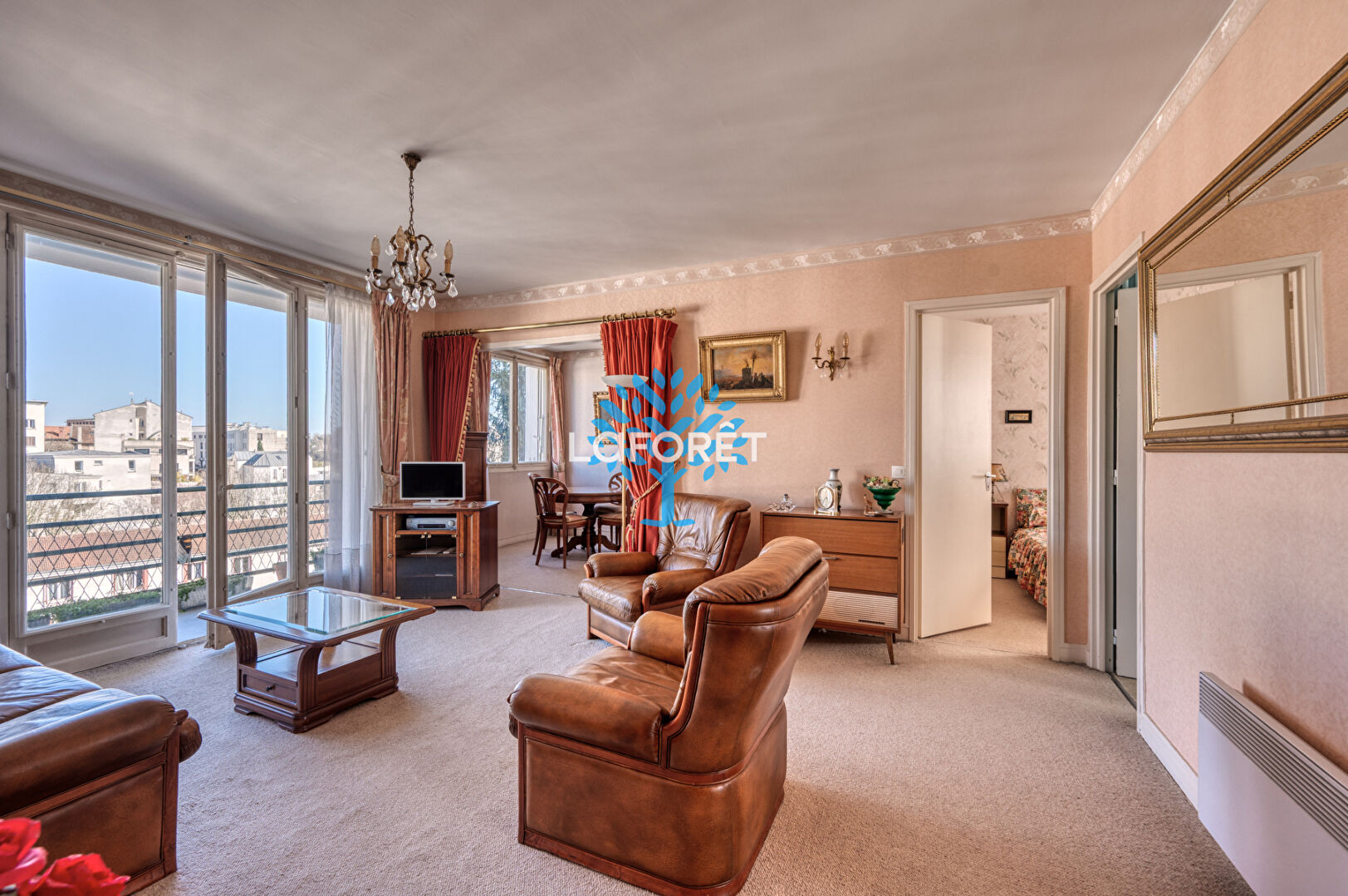 Appartement 55m² avec balcon à Sèvres idéal proche commodités