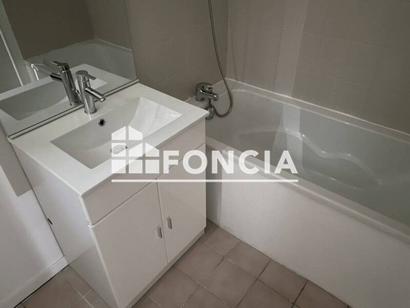Apartment for rent of 52sqm in SARCELLES