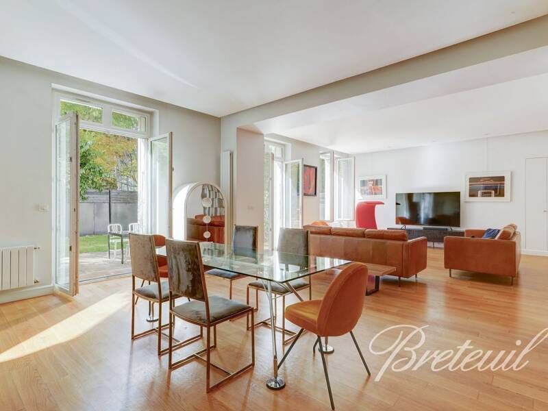 Location appartement de 130m2 à NEUILLY SUR SEINE