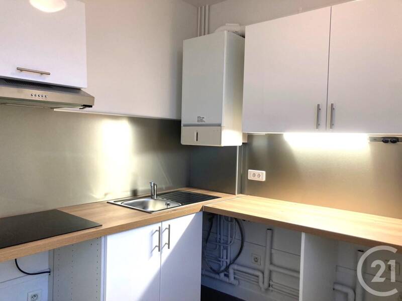 إيجار شقة بمساحة 70م² في سورسنس