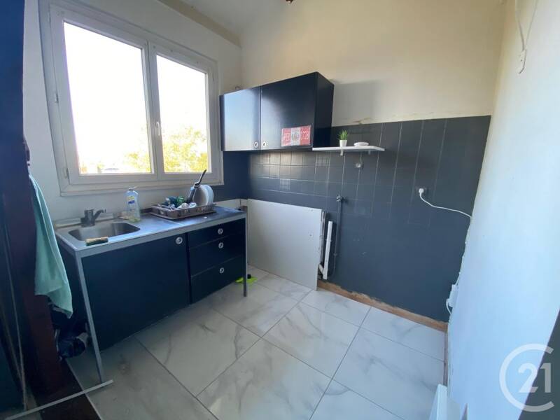 Location appartement de 17m2 à CORBEIL ESSONNES