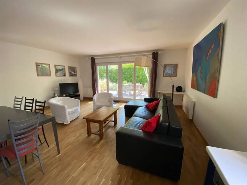 إيجار شقة بمساحة 88م² في سانت كلود