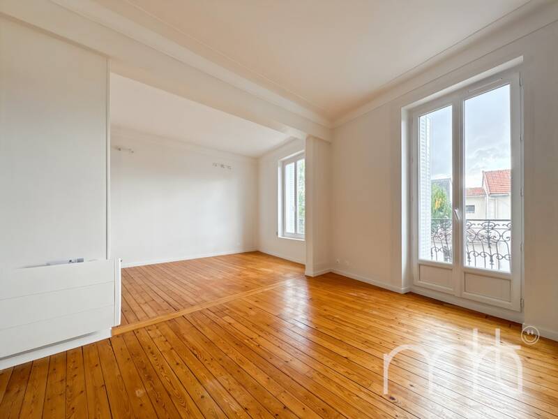 إيجار شقة بمساحة 43م² في بوا كولومب