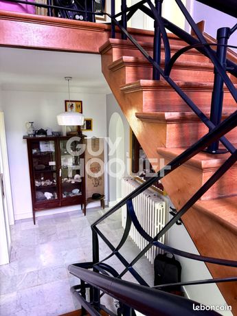 6-room house 140 sqm