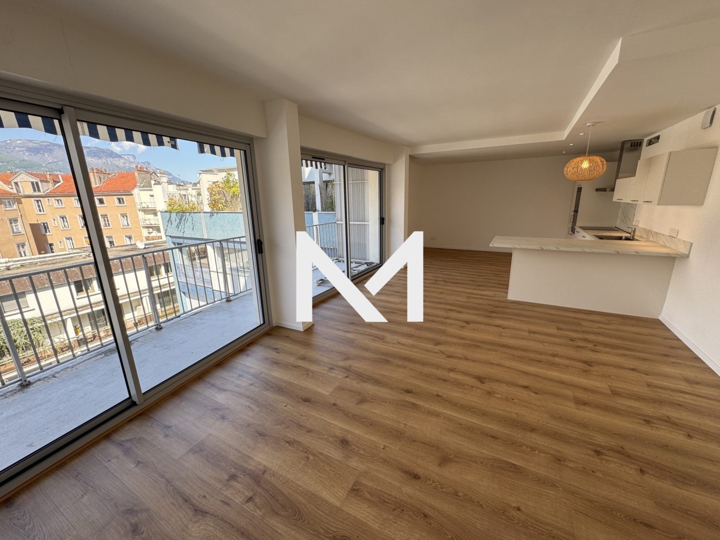 Sale apartment of 133sqm in GRENOBLE