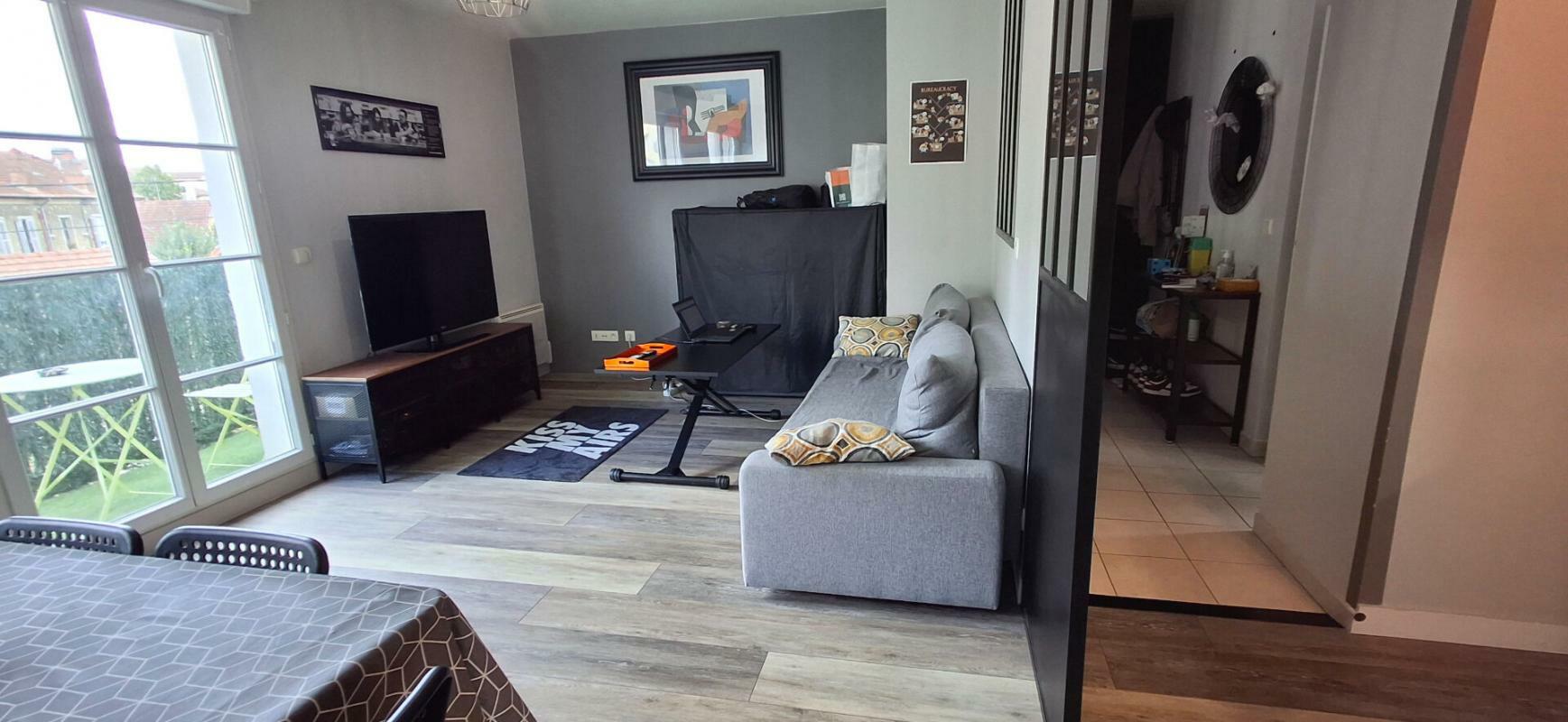 Appartement Corbeil Essonnes 3 pièce(s) 59.25 m2