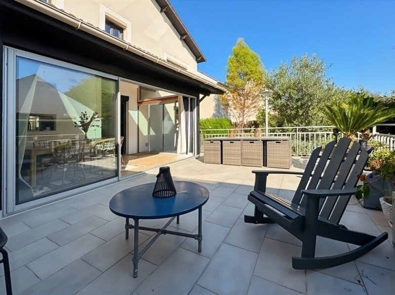 In vendita, casa familiare di 183 mq, 5 camere con giardino – Argenteuil Orgemont