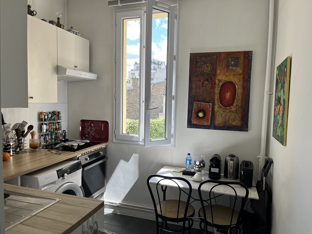 Location appartement de 60m2 à PARIS 7