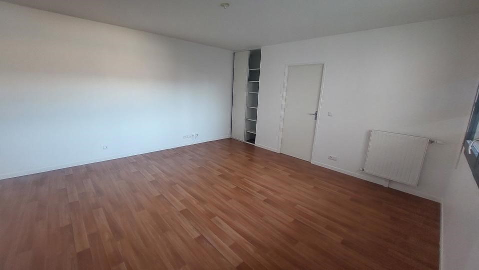 T2 50m² lumineux avec parking à Aubervilliers 93300