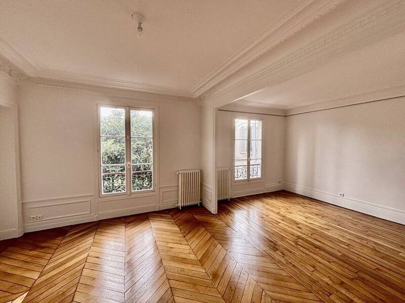 Rental apartment of 92sqm in PARIS 16