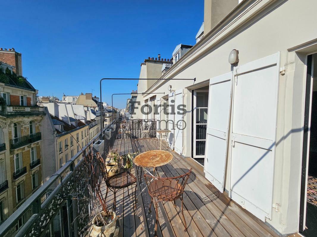 PARIGI 10 - APPARTAMENTO 4 LOCALI di 95,75 mq con TERRAZZO di 17,80 mq