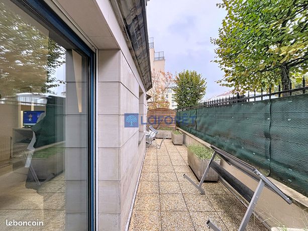 Studio, 1 room, 27 sqm.