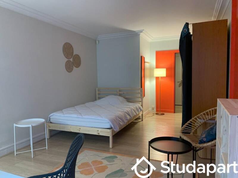 13 sqm apartment for rent in PARIS 12