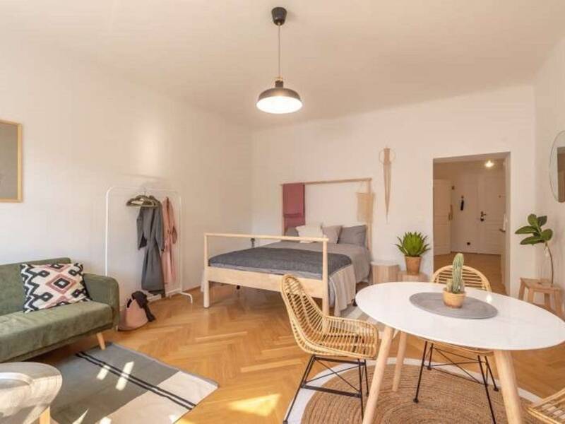Apartment for rent of 28sqm in PARIS 15.