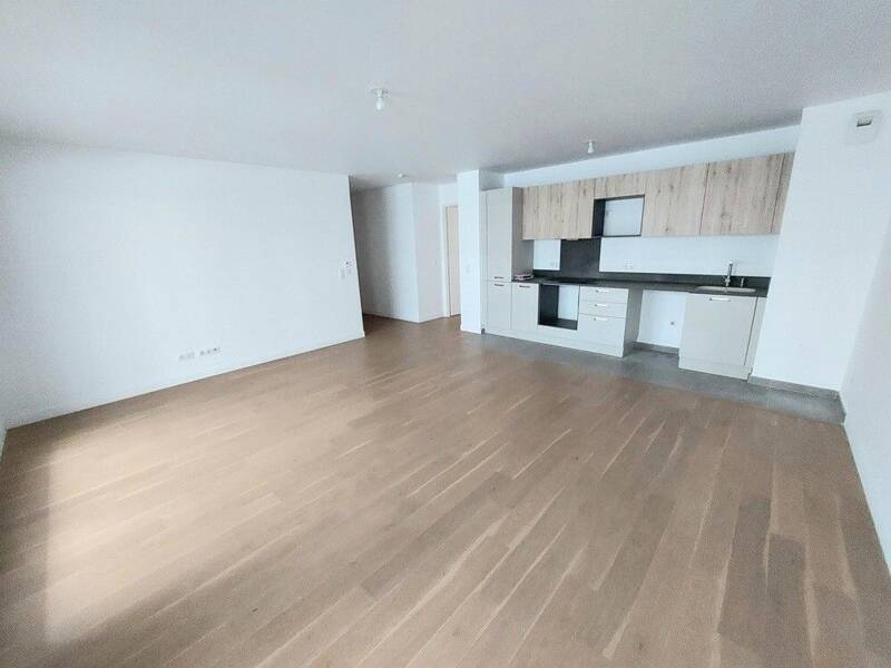 إيجار شقة مساحتها 105م² في إيسي ليه مولينو