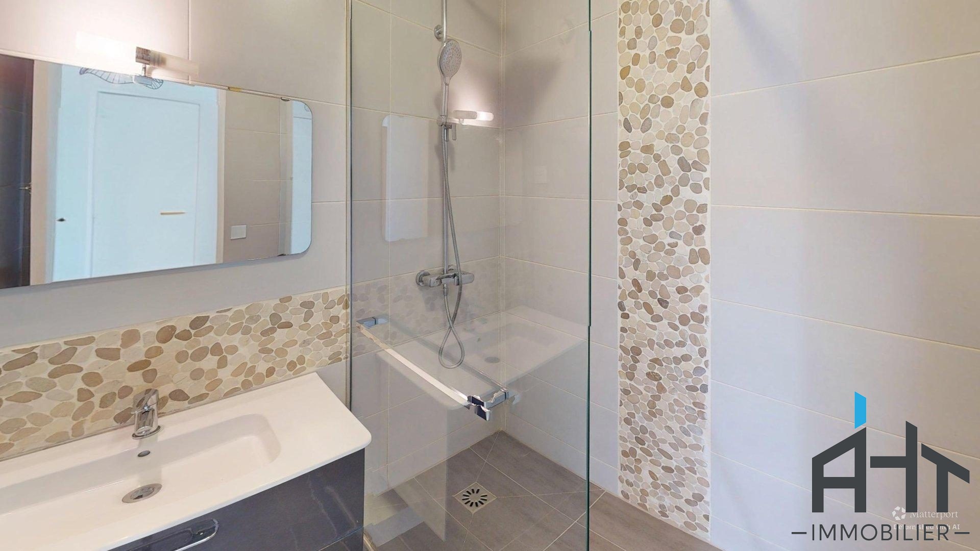 بيع شقة بمساحة 52م² في سان موريش