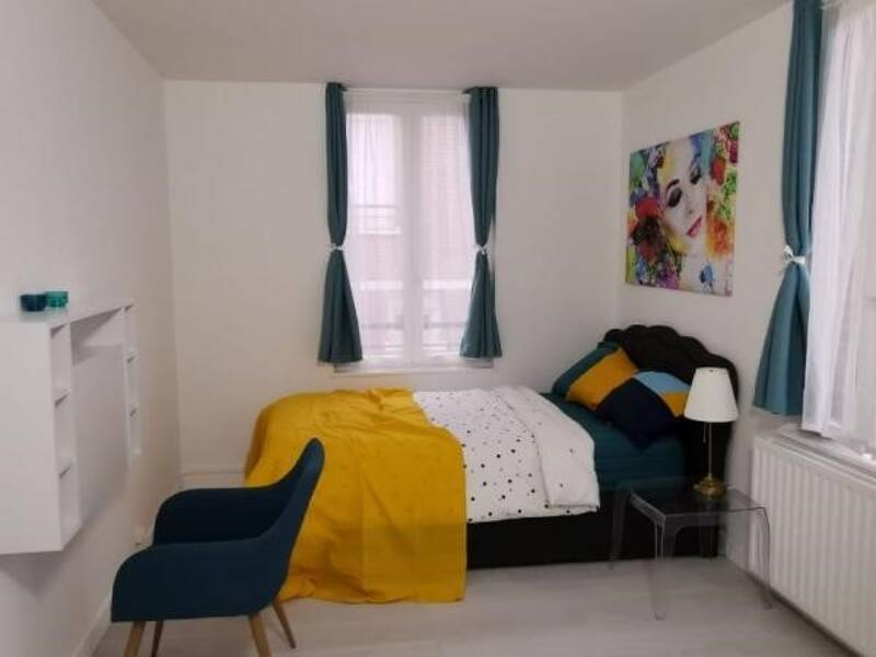 T2 11m2 refait à neuf CERGY colocation tout inclus 594€