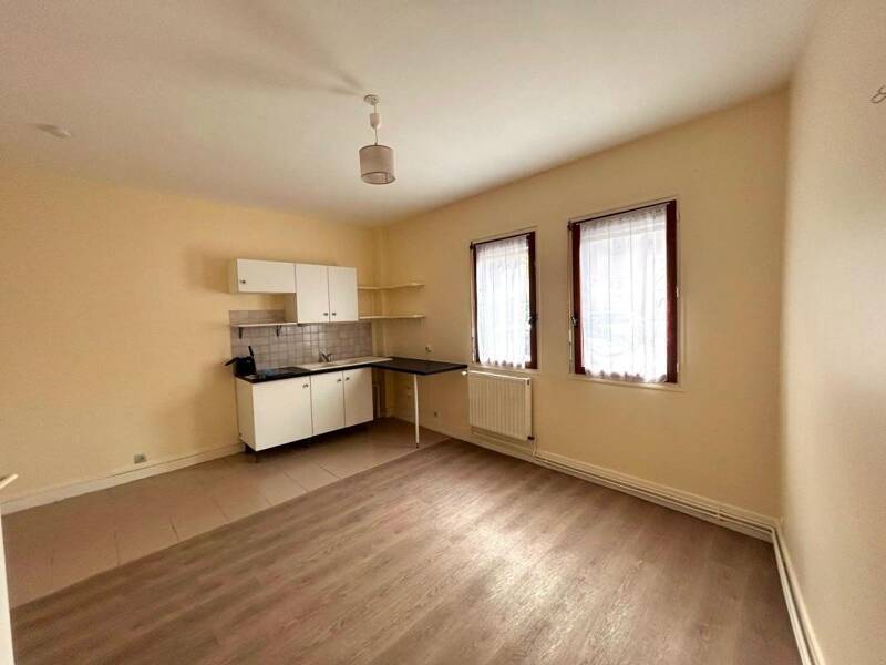 إيجار شقة بمساحة 32م² في كولومب