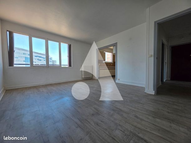 Appartement 4 pièces 68 m² dernier étage lumineux Joinville-le-Pont