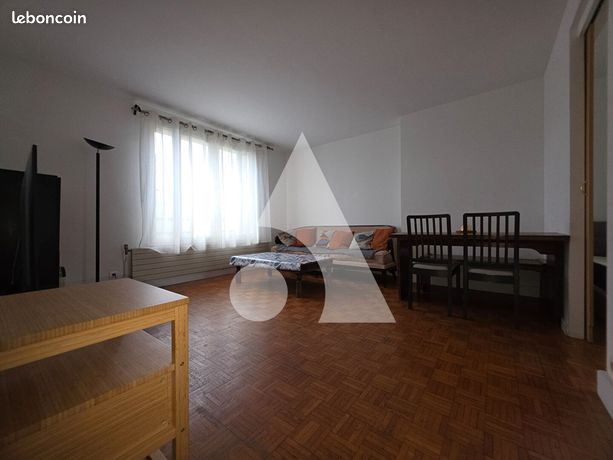 Appartement 3 pièces 58 m² dernier étage Joinville-le-Pont