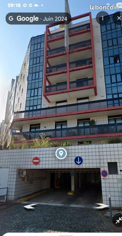 صندوق ٢٠م² في إيسي ليه موليونو