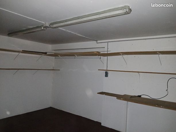 صندوق ٢٠م² في إيسي ليه موليونو