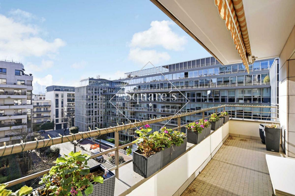 بيع شقة بمساحة 77م² في ليفالو البيرت