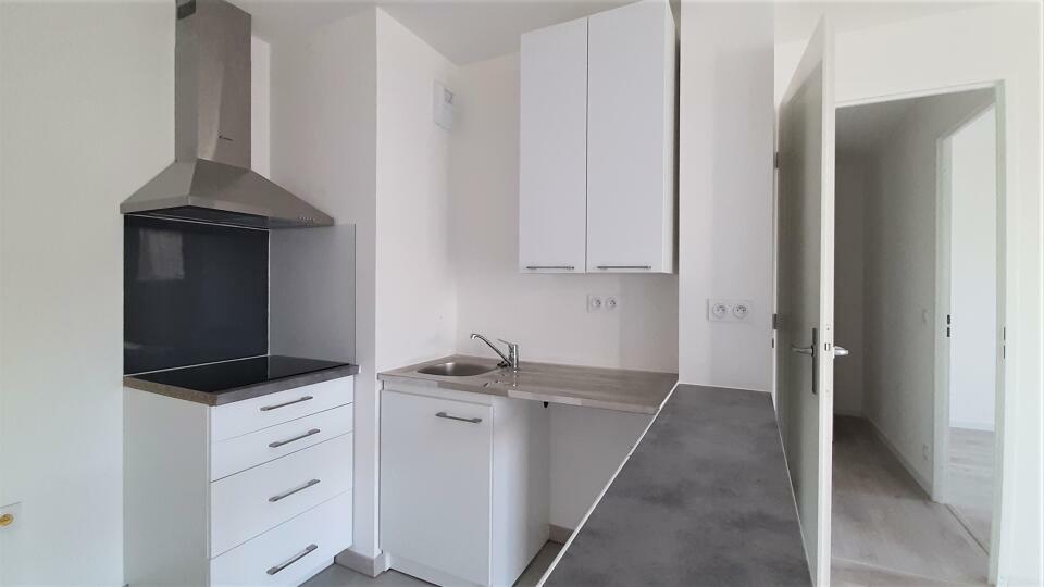 إيجار شقة بمساحة 42م² في لي بلان مسنييل