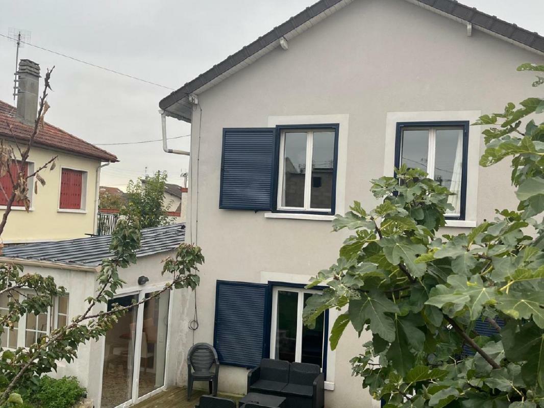 Vendita di una casa di 138 mq a ARGENTEUIL