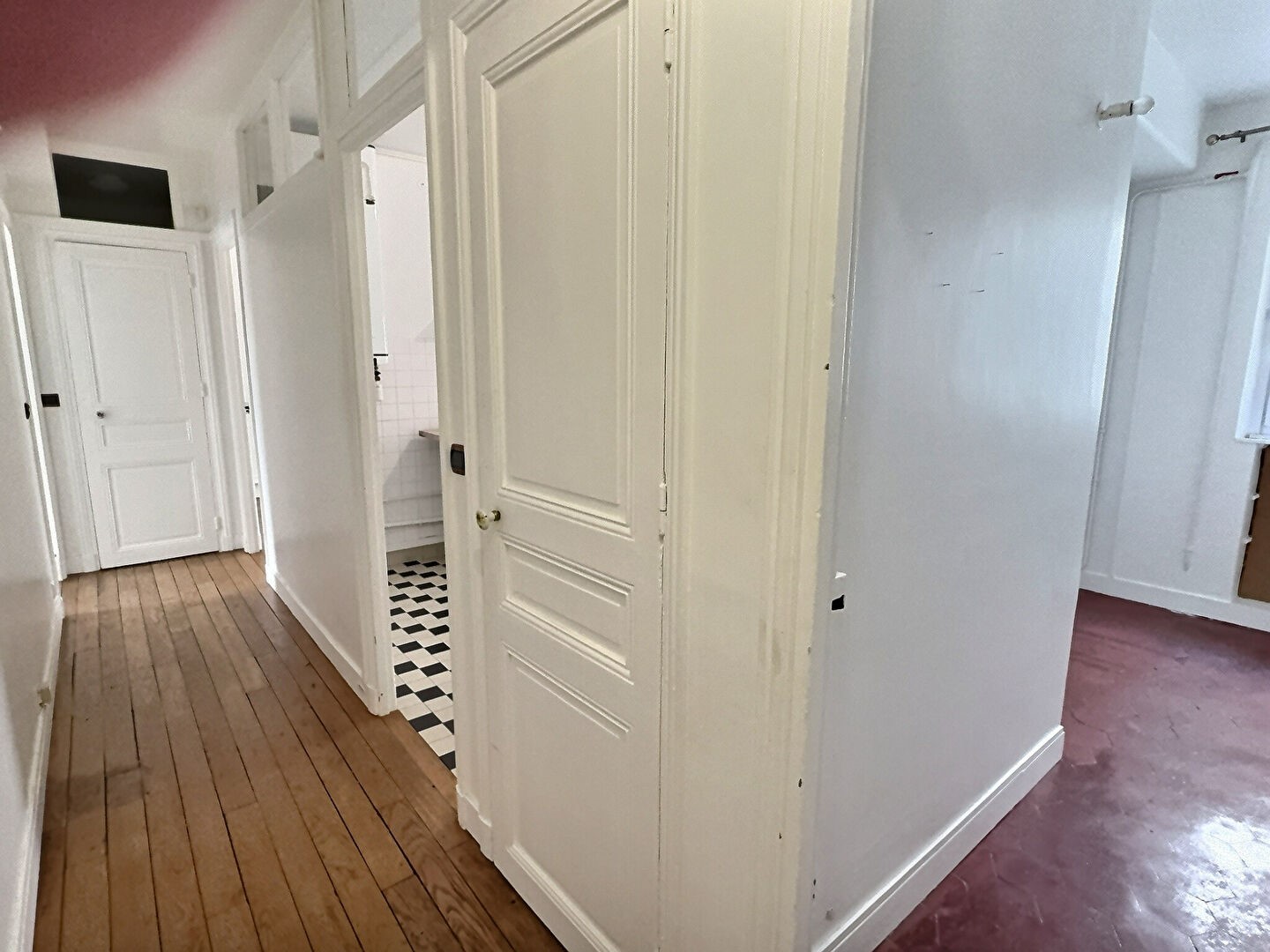 T2 49m² rénové à louer Paris 11 - idéal pour jeunes actifs