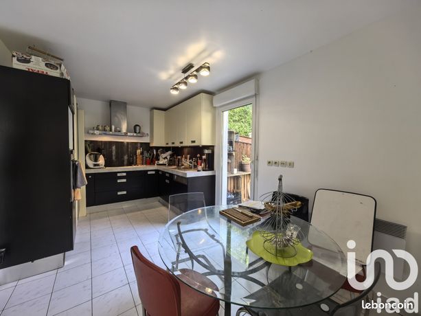 Propriété 6 pièces 130 m2