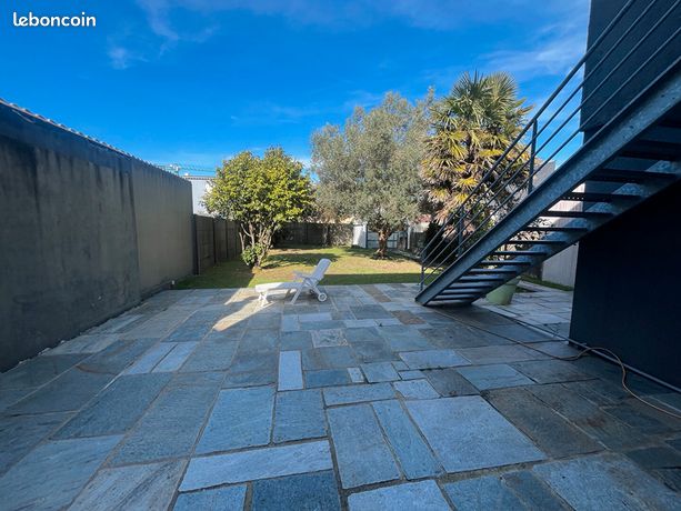 Casa 7 locali 190 mq