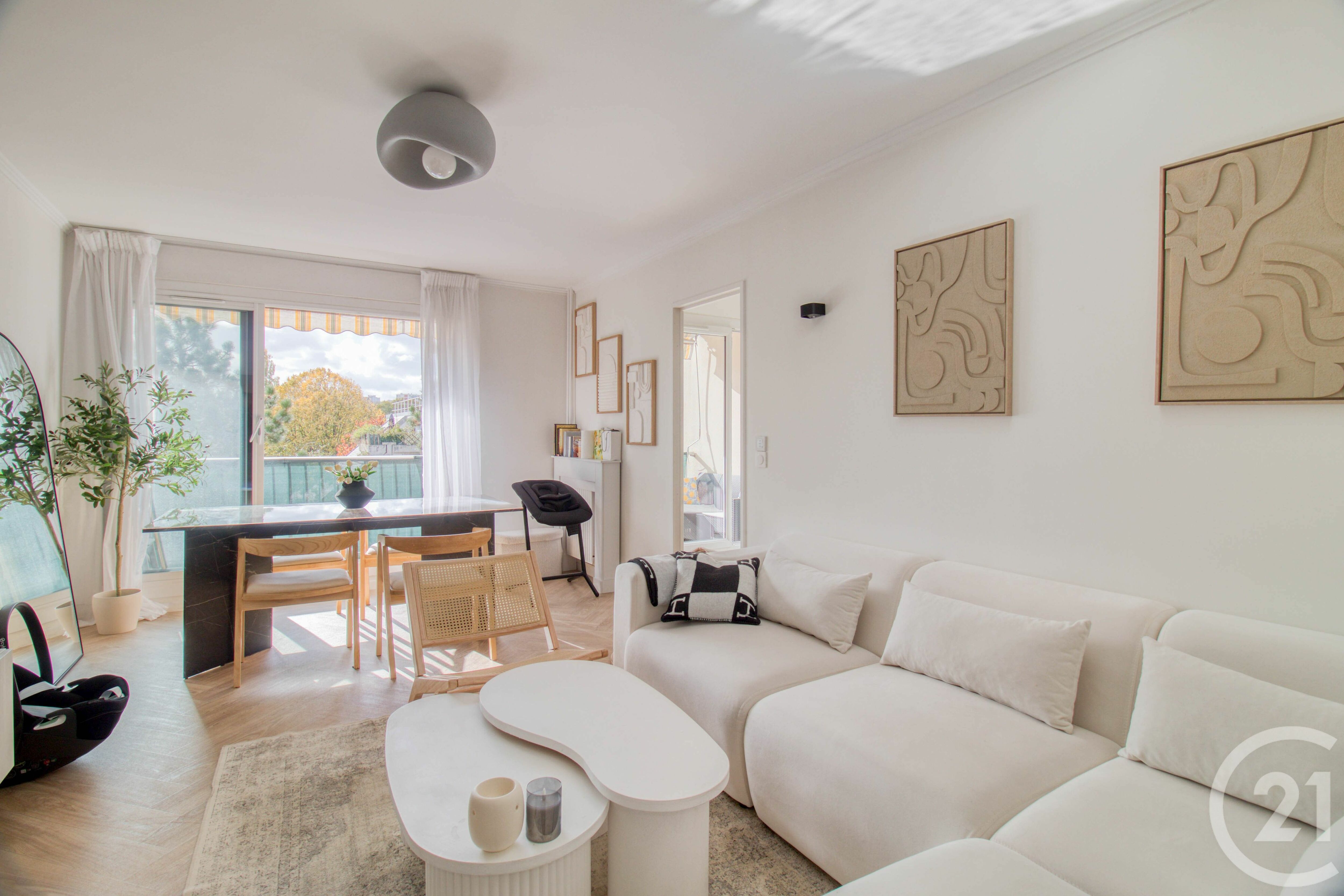 Vendita appartamento di 66mq a EPINAY SUR SEINE