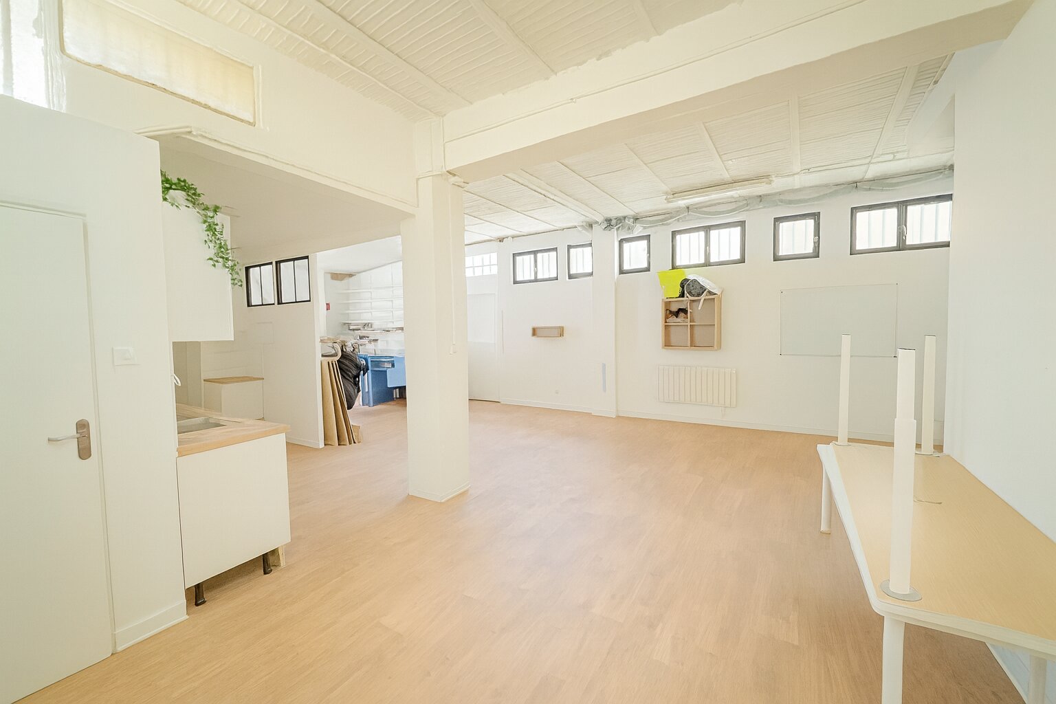 ** LOFT D'UNE SURFACE D'ENVIRON 97m2 SITUE A DEUX PAS DE LA