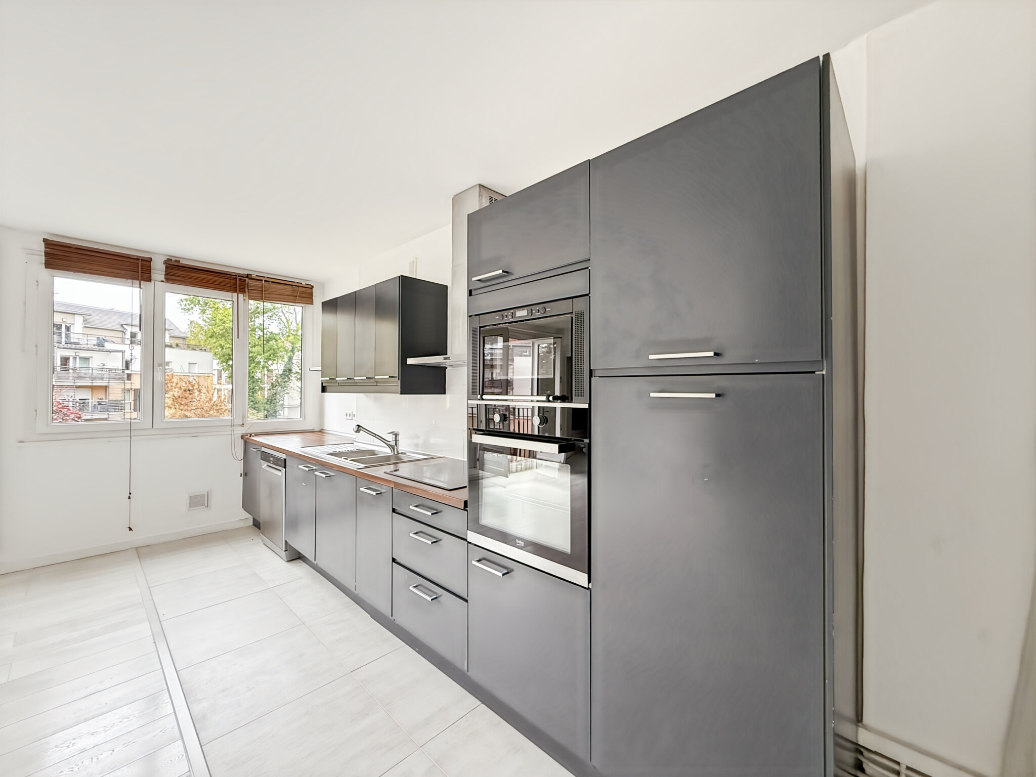 Appartement 3 pièces + parking + cave à LOUER Bièvres (915