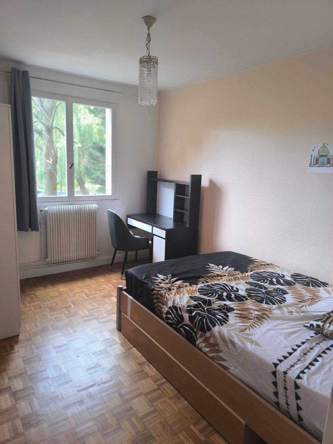 Chambre meublée en colocation - Appart de 5 pcs (4 colocs)