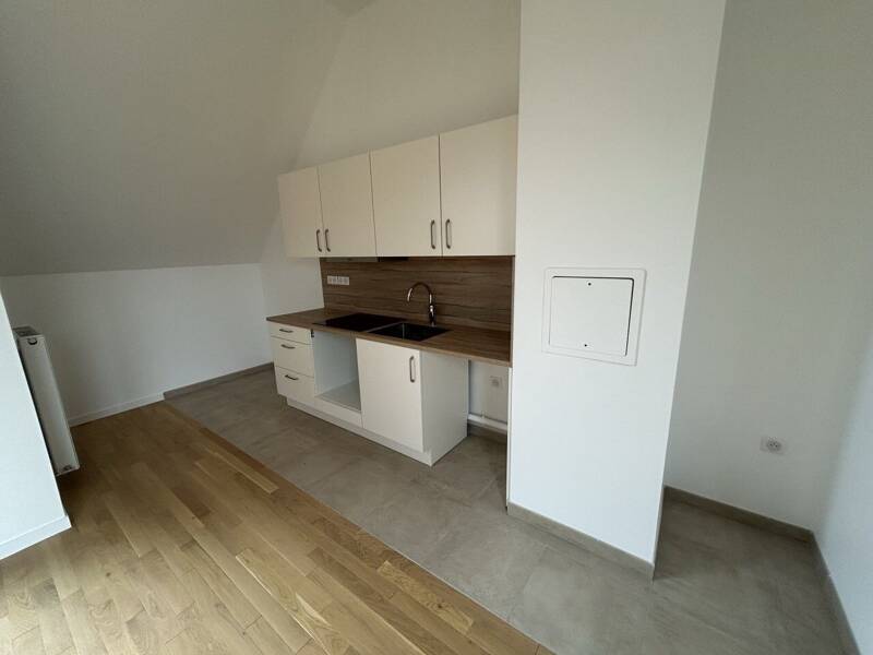 تأجير شقة بمساحة 113م² في فرساي