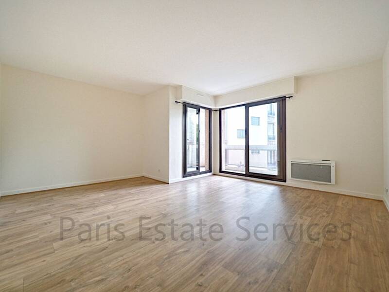 شقة للإيجار بمساحة 68م² في باريس 12