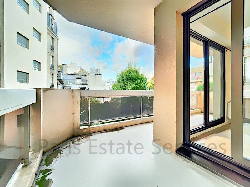 شقة للإيجار بمساحة 68م² في باريس 12