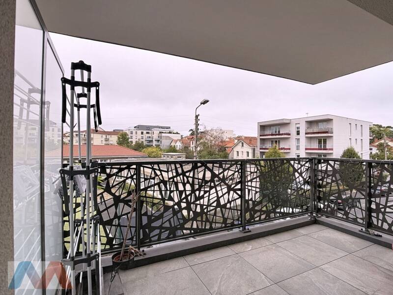 إيجار شقة بمساحة 66م² في كليرمون فيران