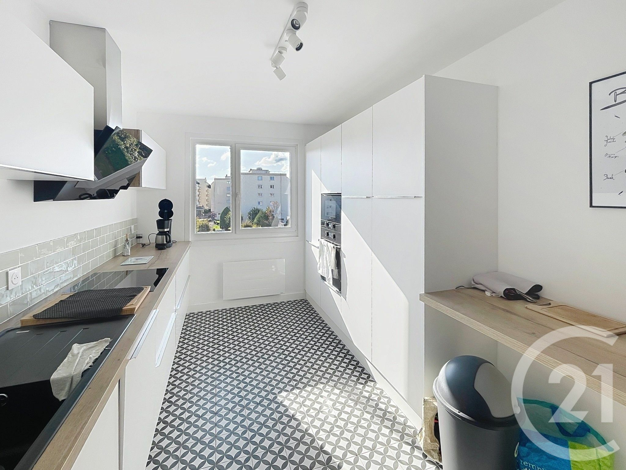 بيع شقة بمساحة 72م² في كاين